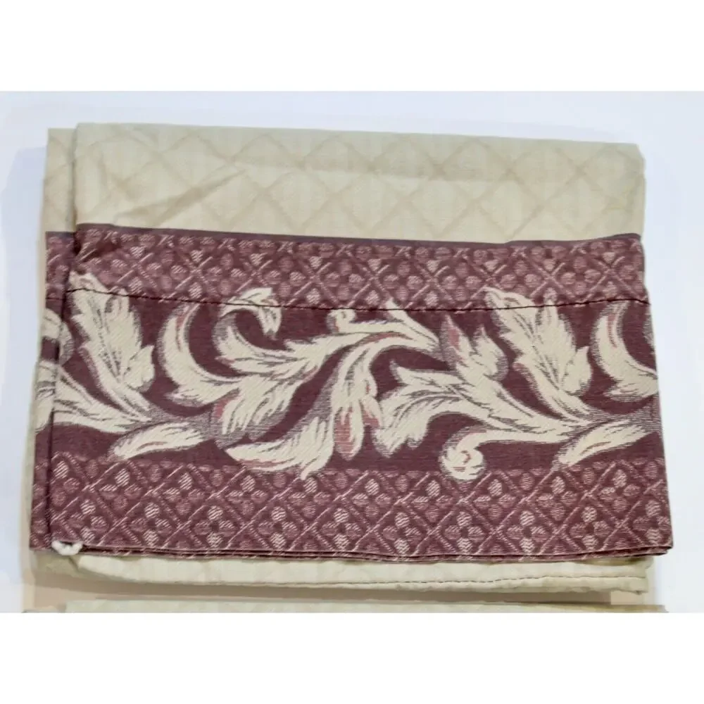 Pillowcase Pair Tan Purple Scrolls Standard Blend Westpoint Stevens Vintage